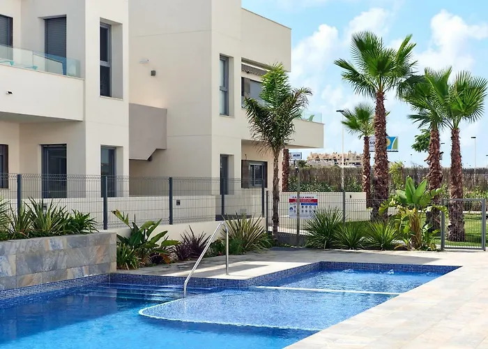 Orange Housing - Amalia 34 *