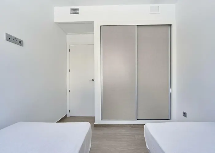 Orange Housing - Amalia 34 *